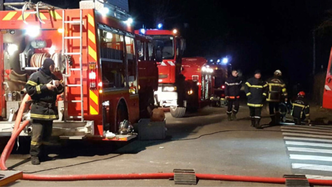19 sapeurs-pompiers et 5 engins ont été engagés sur l’incendie - Illustration