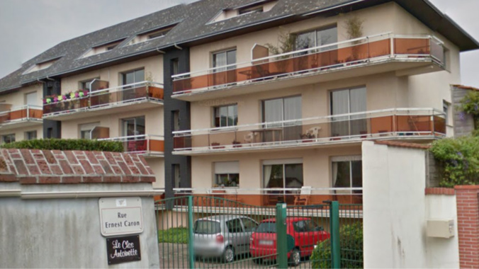 Le feu s’est déclaré en pleine nuit dans cette résidence de la rue Ernest Caron Le feu s’est déclaré en pleine nuit dans cette résidence de la rue Ernest Caron