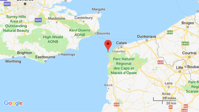 Neuf migrants qui traversaient la Manche interceptés par la gendarmerie maritime Neuf migrants qui traversaient la Manche interceptés par la gendarmerie maritime