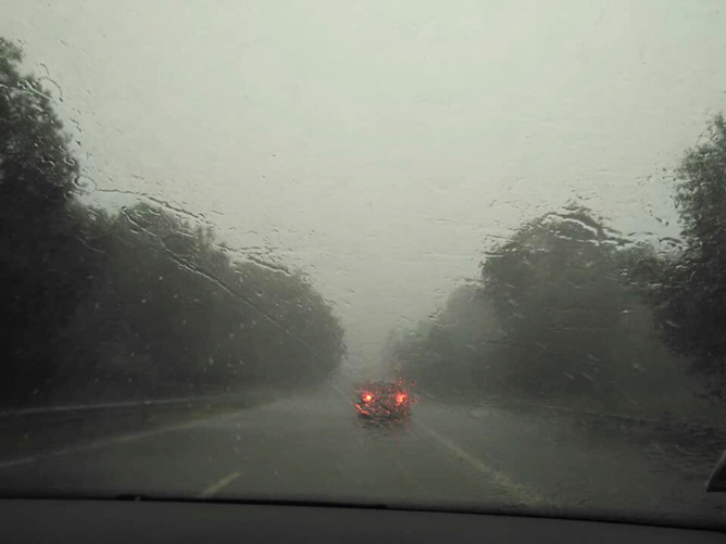 Orage en Seine-Maritime : le trafic des trains stoppé entre Rouen et Dieppe Orage en Seine-Maritime : le trafic des trains stoppé entre Rouen et Dieppe