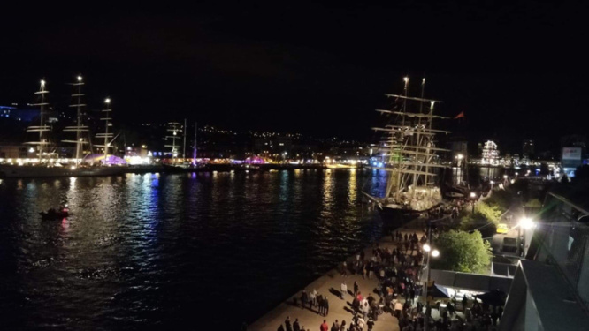 La Patrouille de France se donne en spectacle dans le ciel de Rouen en clôture de l’Armada 2019 La Patrouille de France se donne en spectacle dans le ciel de Rouen en clôture de l’Armada 2019