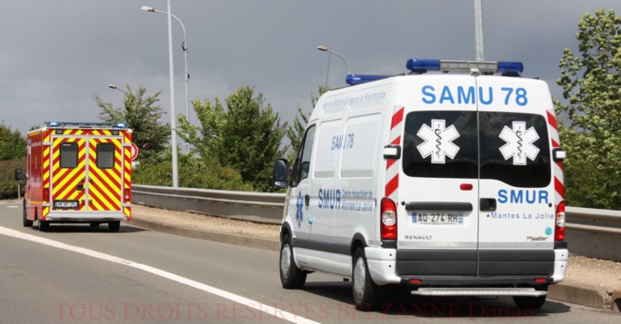 Le motard blessé a été transporté vers l'hôpital Percy dans les Hauts-de-Seine - illustration