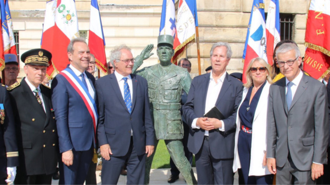 La statue érigée à la mémoire du Général de Gaulle avait été inaugurée le 18 juin - Photo @ préfecture de l’Eure / Twitter