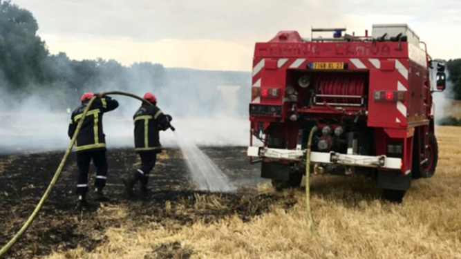 Une vingtaine de sapeurs-pompiers ont été mobilisés - Illustration @ infonormandie Une vingtaine de sapeurs-pompiers ont été mobilisés - Illustration @ infonormandie