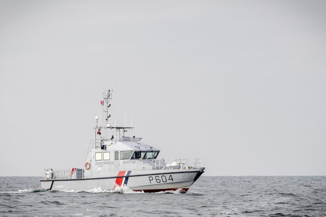 Les occupants de l’embarcation en panne ont été récupérés à bord de la vedette de la gendarmerie maritime - illustration @ Préfecture maritime