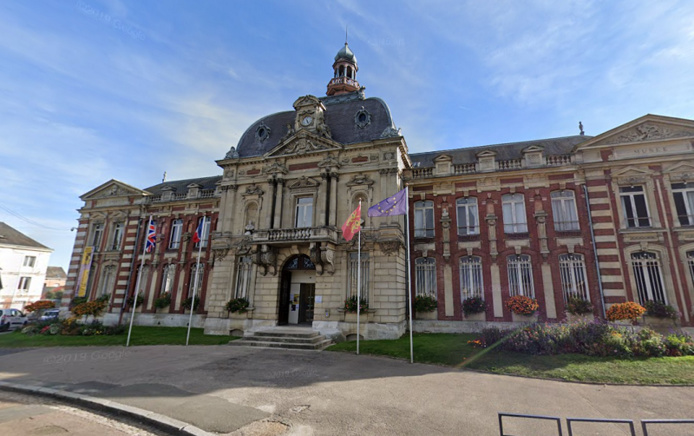 La bataille pour la mairie de Louviers a commencé La bataille pour la mairie de Louviers a commencé