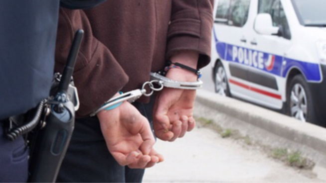 L'auteur du coup de couteau mortel a été interpellé et placé en garde à vue - Illustration © DGPN