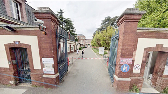 L'homme a été conduit pour des raisons médicales au centre hospitalier de Navarre - Illustration L'homme a été conduit pour des raisons médicales au centre hospitalier de Navarre - Illustration