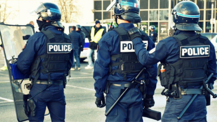 Au Havre, les forces de l'ordre ont évacué en fin d'après-midi un rond point près du stade Océane - illustration @ DDSP76