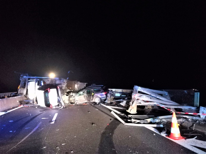 Plusieurs véhicules sont en cause - Photo © Sanef/Twitter Plusieurs véhicules sont en cause - Photo © Sanef/Twitter