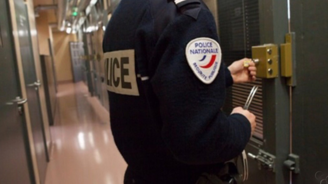 L’automobiliste s’est retrouvé en dégrisement puis en garde à vue - illustration L’automobiliste s’est retrouvé en dégrisement puis en garde à vue - illustration