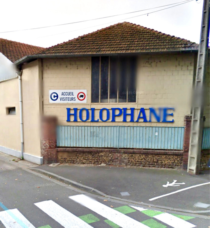 La société Holophane basée aux Andelys travaille pour l'automobile et emploie 300 salariés - illustration © Google Maps
