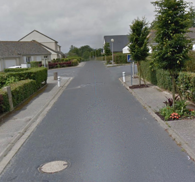Le jeune garçon a été découvert inanimé rue de la Ferme - illustration @ Google Maps
