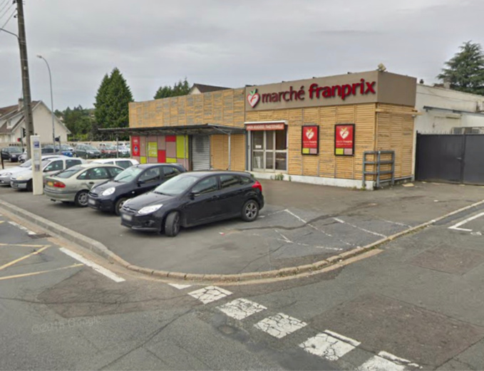 Les faits se sont déroulés sur le parking d’une supérette, rue Pasteur - illustration Les faits se sont déroulés sur le parking d’une supérette, rue Pasteur - illustration