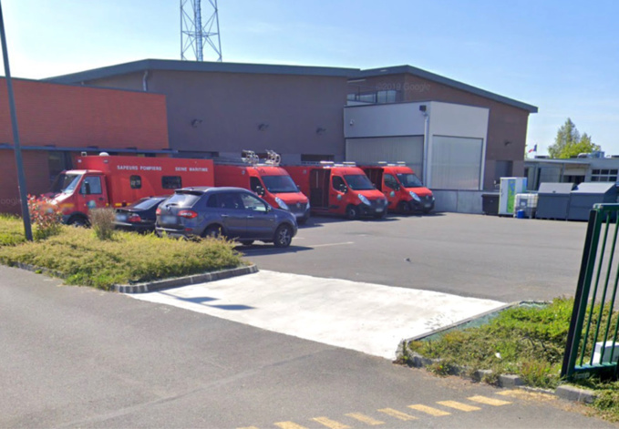 Le directeur du Sdis a été blessé par l’explosion en regagnant les locaux à Yvetot - Illustration Le directeur du Sdis a été blessé par l’explosion en regagnant les locaux à Yvetot - Illustration