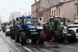 Manifestation des agriculteurs : 200 tracteurs dans les rues de Rouen