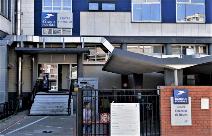 Rouen : une enveloppe suspecte interceptée à la Banque Postale, les démineurs sont sur place Rouen : une enveloppe suspecte interceptée à la Banque Postale, les démineurs sont sur place