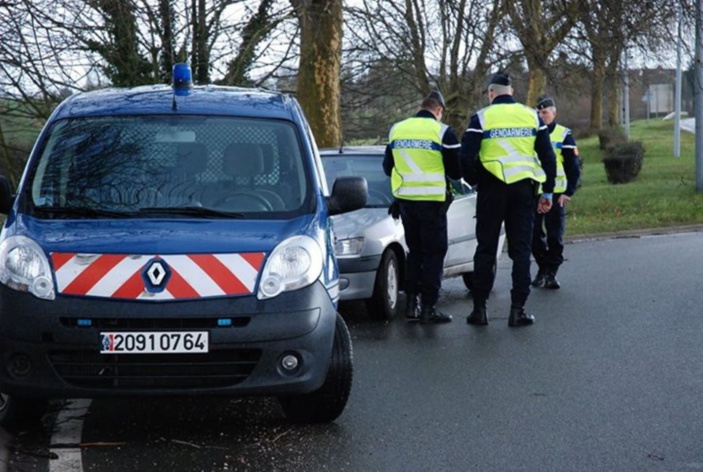 Le jeune conducteur, connu des gendarmes, conduisait sans permis - Illustration @gendarmerie