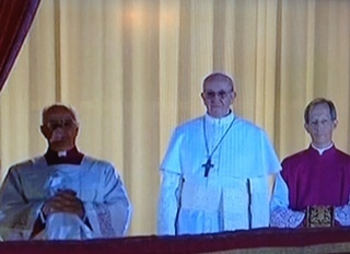 Le nouveau pape, François 1er (Capture d'écran Canal+)