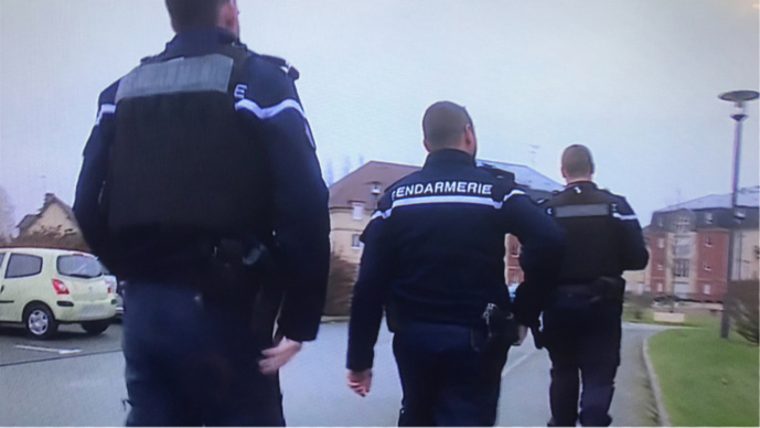 Les gendarmes continuent leurs recherches pour tenter d'identifier l,'auteur et ses complices - Illustration