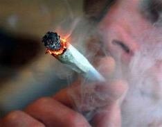 Il reconnaît fumer entre 15 et 20 joints de cannabis par jour (Photo d'illustration)
