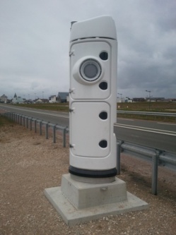 La borne écotaxe de Bouville ressemble comme deux gouttes d'eau à celle-ci (Photo d'illustration) La borne écotaxe de Bouville ressemble comme deux gouttes d'eau à celle-ci (Photo d'illustration)