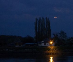 Photo d'un "phénomène insolite" publiée sur le site ovni76 Photo d'un "phénomène insolite" publiée sur le site ovni76