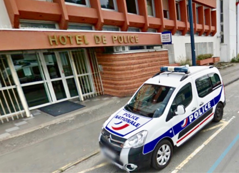 Le jeune agresseur est ressorti libre de l’hôtel de police a l’issue de son audition - illustration Le jeune agresseur est ressorti libre de l’hôtel de police a l’issue de son audition - illustration