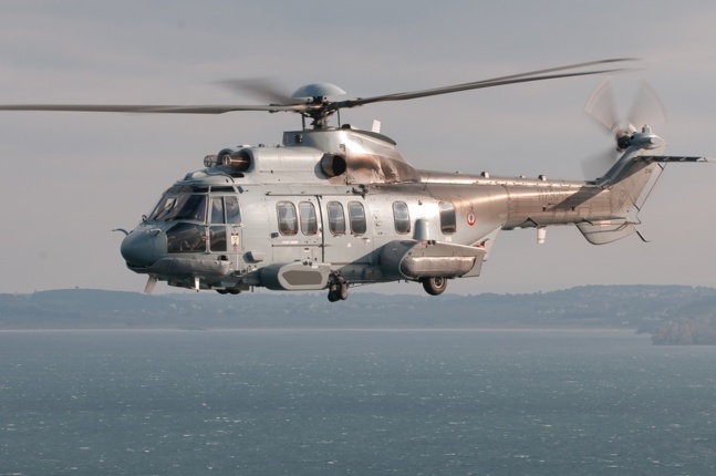 L'hélicoptère EC-225 de la marine nationale