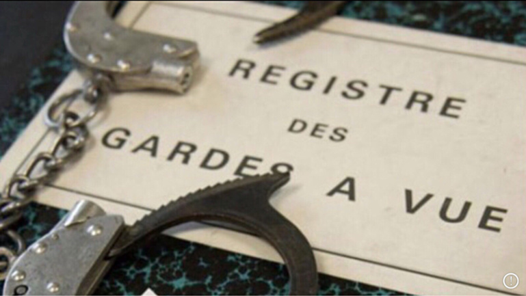 Le mis en cause a été placé en garde à vue au commissariat des Mureaux - Illustration Le mis en cause a été placé en garde à vue au commissariat des Mureaux - Illustration