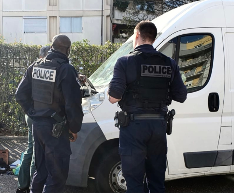 Les contrôles ont eu lieu dans deux secteurs précis de la ville - Photo @ DDSP76 Les contrôles ont eu lieu dans deux secteurs précis de la ville - Photo @ DDSP76