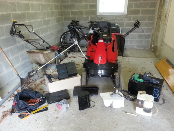 Une partie du matériel volé a été retrouvée lors des perquisitions Une partie du matériel volé a été retrouvée lors des perquisitions