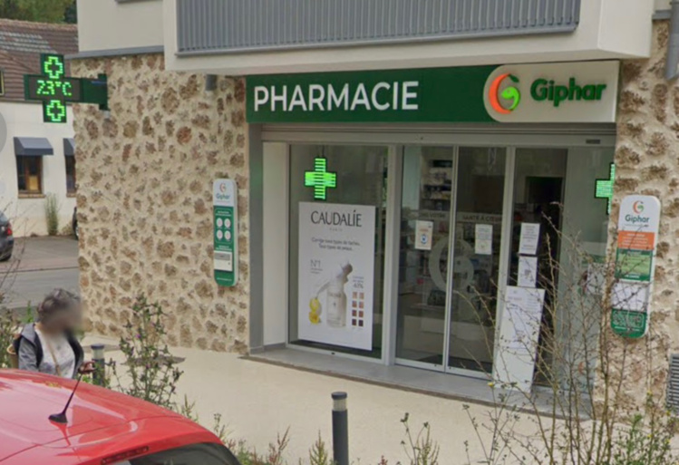 Une vitre de la devanture de l’officine a été brisée - illustration @ Google Maps Une vitre de la devanture de l’officine a été brisée - illustration @ Google Maps