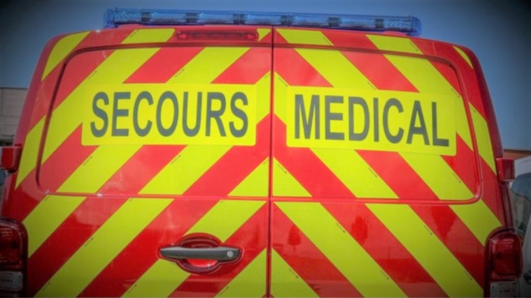 La cponductrice a été transportée au CHU de Rouen par les sapeurs-pompiers - Illustration © Sdis76 La cponductrice a été transportée au CHU de Rouen par les sapeurs-pompiers - Illustration © Sdis76