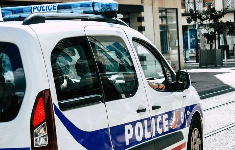 L'auteur des faits a été placé en garde à vue - Illustration © Adobe Stock L'auteur des faits a été placé en garde à vue - Illustration © Adobe Stock