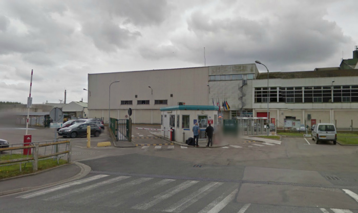 Une partie du carburant saisi a été volée dans l'enceinte de l'usine Saint-Gobain Desjonquères, à Mers les Bains, au cours du week-end des 16 et 17 juillet