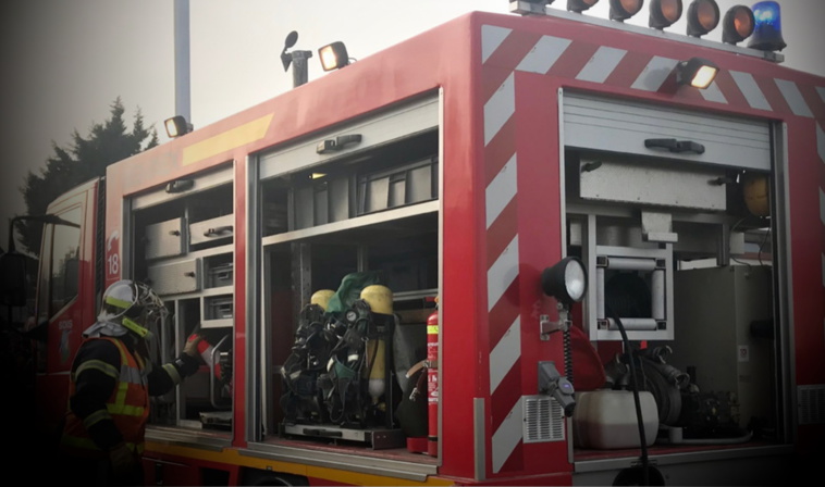 Seize sapeurs-pompiers ont été engagés sur le lieu de l'incendie - Illustration Seize sapeurs-pompiers ont été engagés sur le lieu de l'incendie - Illustration