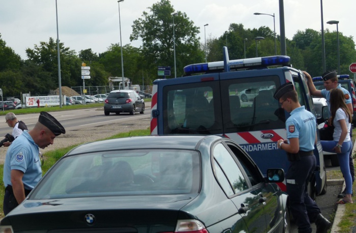 Une quinzaine d'infractions à la vitesse ont été relevées, par les gendarmes de l'EDSR ce jeudi après-midi sur l'A28