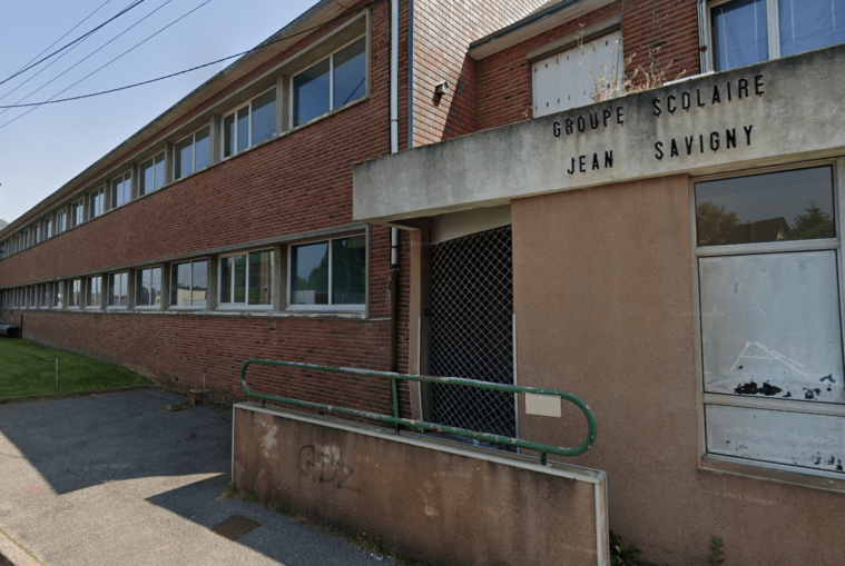 Le bâtiment du groupe scolaire concerné par l'odeur de javel a été évacué - Illustration Le bâtiment du groupe scolaire concerné par l'odeur de javel a été évacué - Illustration