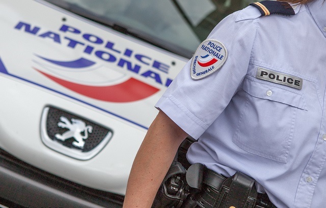 Le Havre : le voleur à la roulotte identifié par les policiers sur la vidéo-surveillance du parking