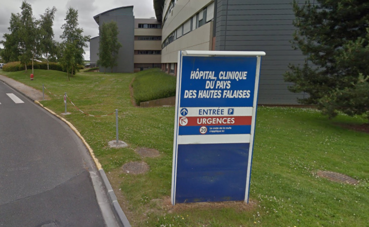 La fillette, transportée aux urgences du centre hospitalier, a reçu 13 points de suture - Illustration