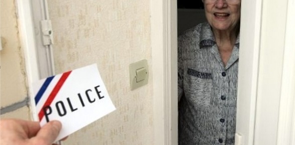 Des faux policiers s'attaquent aux personnes âgées dans les Yvelines : plusieurs cas déjà signalés