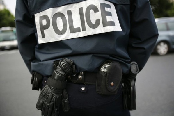 Yvelines : un brigadier de police roué de coups par un piéton ivre au milieu des voies aux Essarts-le-Roi