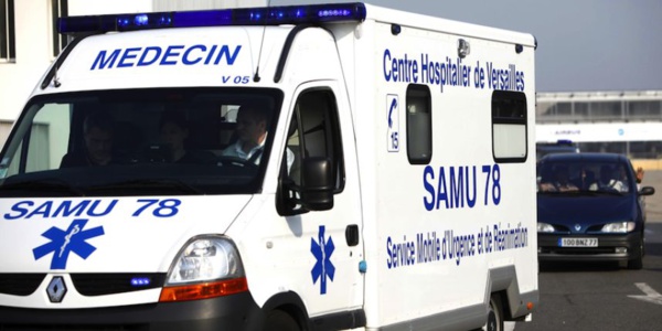 La victime a reçu les premiers soins d'urgence sur place par l'équipe du SAMU, avant de pouvoir être transportée à l'hôpital (Photo d'illustration)