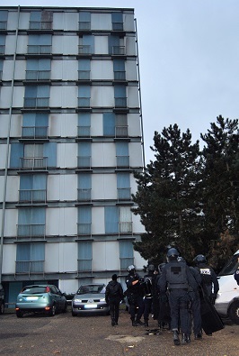 La deuxième cible rouennaise des enquêteurs versaillais était localisée dans cet immeuble de la rue de Gessard, à Rouen (Photo DR)