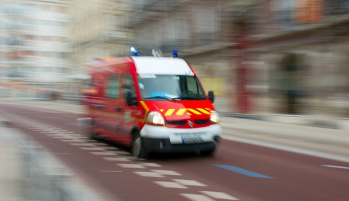 L'adolescente a été transportée par les sapeurs-pompiers au CHU de Rouen (Photo d'illustration)