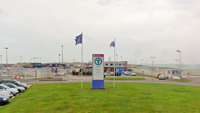 Gare Transmanche, à Dieppe : le camion polonais a été contrôlé avant son embarquement par la douane (Photo d'illustration)