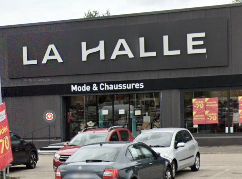 Clients et employés du magasin ont été évacués - Illustration Google Maps Clients et employés du magasin ont été évacués - Illustration Google Maps