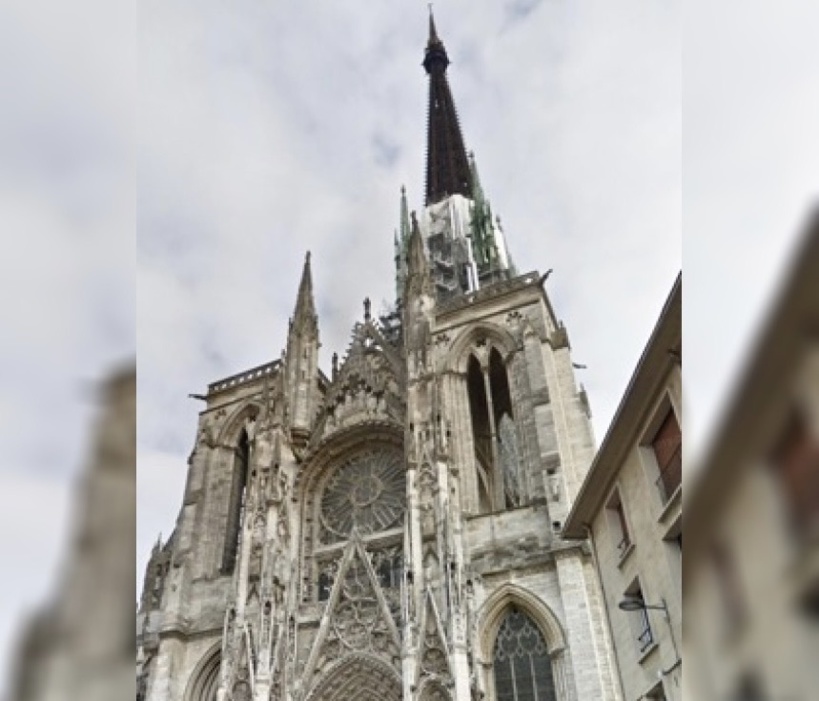 Une reconnaissance approfondie a été menée à l’intérieur de la cathédrale Une reconnaissance approfondie a été menée à l’intérieur de la cathédrale