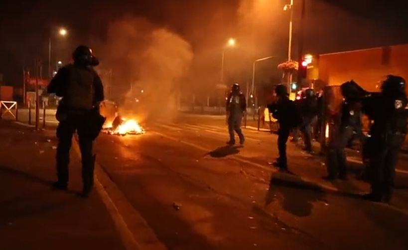Jets de projectiles, de mortiers d'artifice et de barre de fer : policiers et gendarmes ont été les principales cibles des émeutiers cette nuit dans l'Eure - Illustration